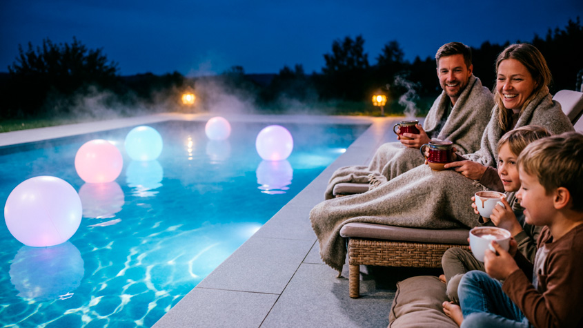 Майские на даче: как превратить открытие бассейна в семейный праздник